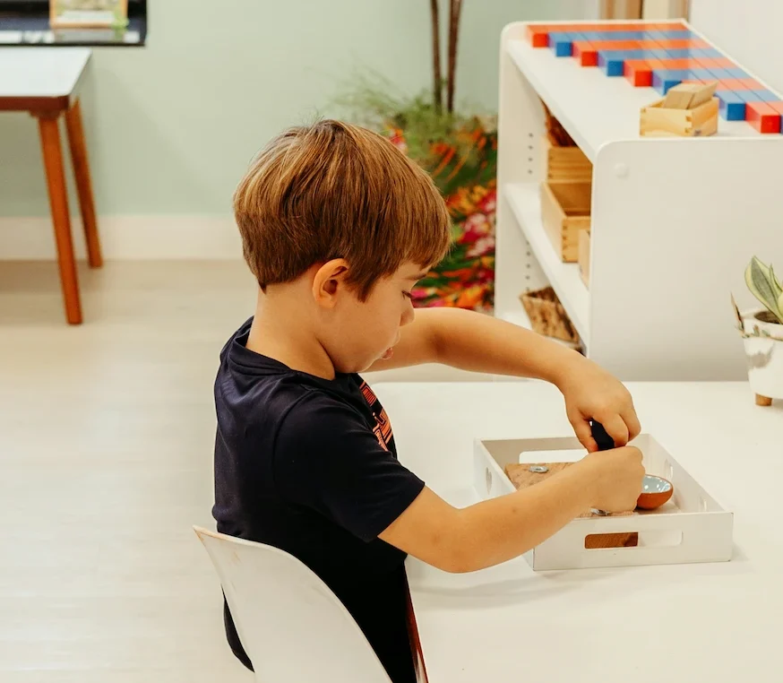 child learning independently